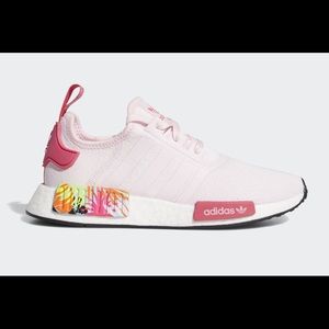BRAND NEW NEVER BEEN WORN Adidas NMD_R1 pink shoes